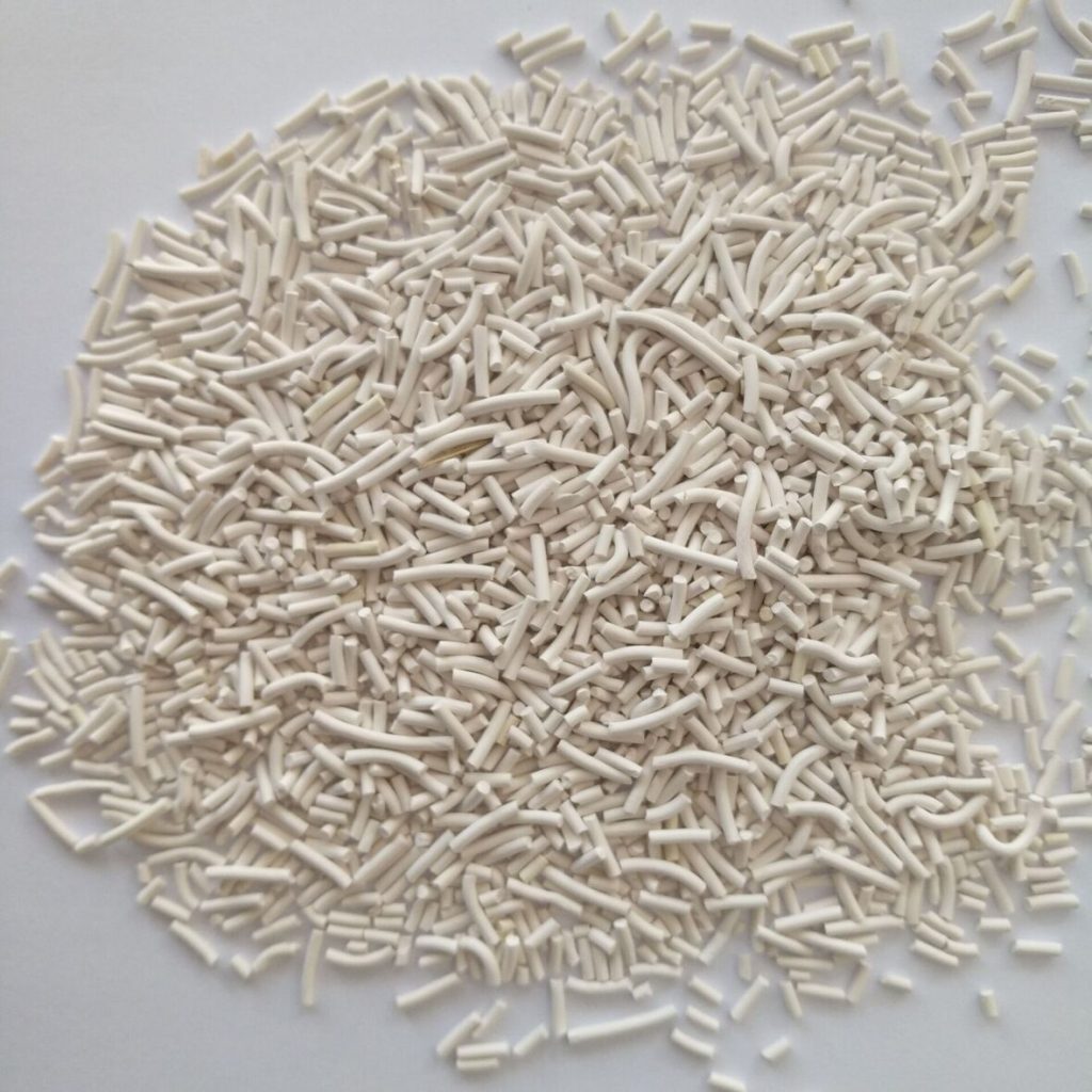 Hydrogen-Assisted Cloud Point Depressant Catalyst